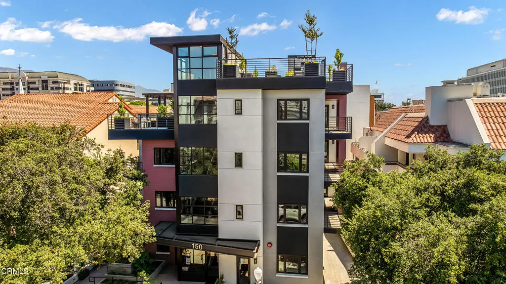 150 S Oak Knoll Avenue 103, Pasadena, California 91101 home-pic-0